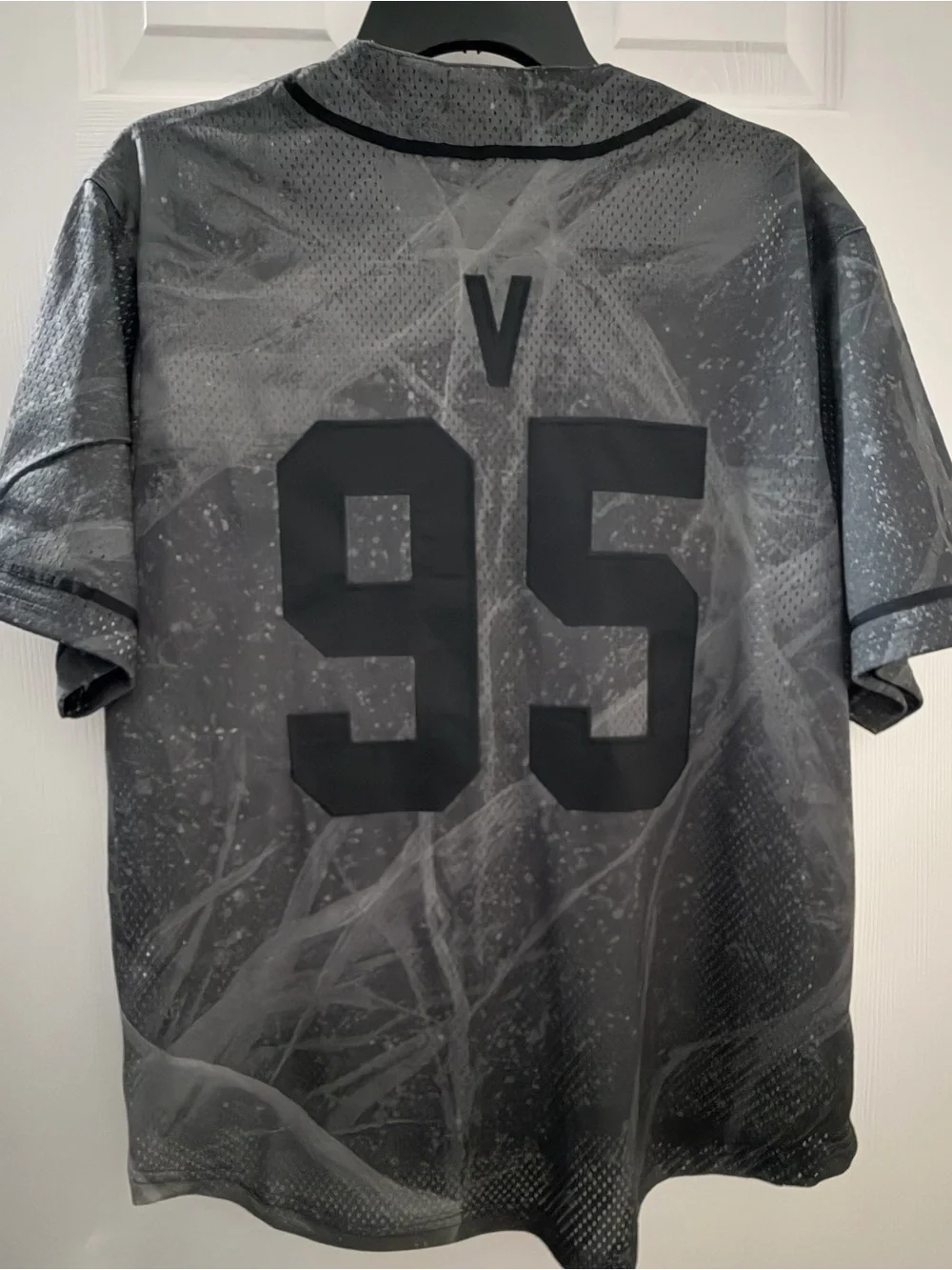 Arirang BTS member jersey - V